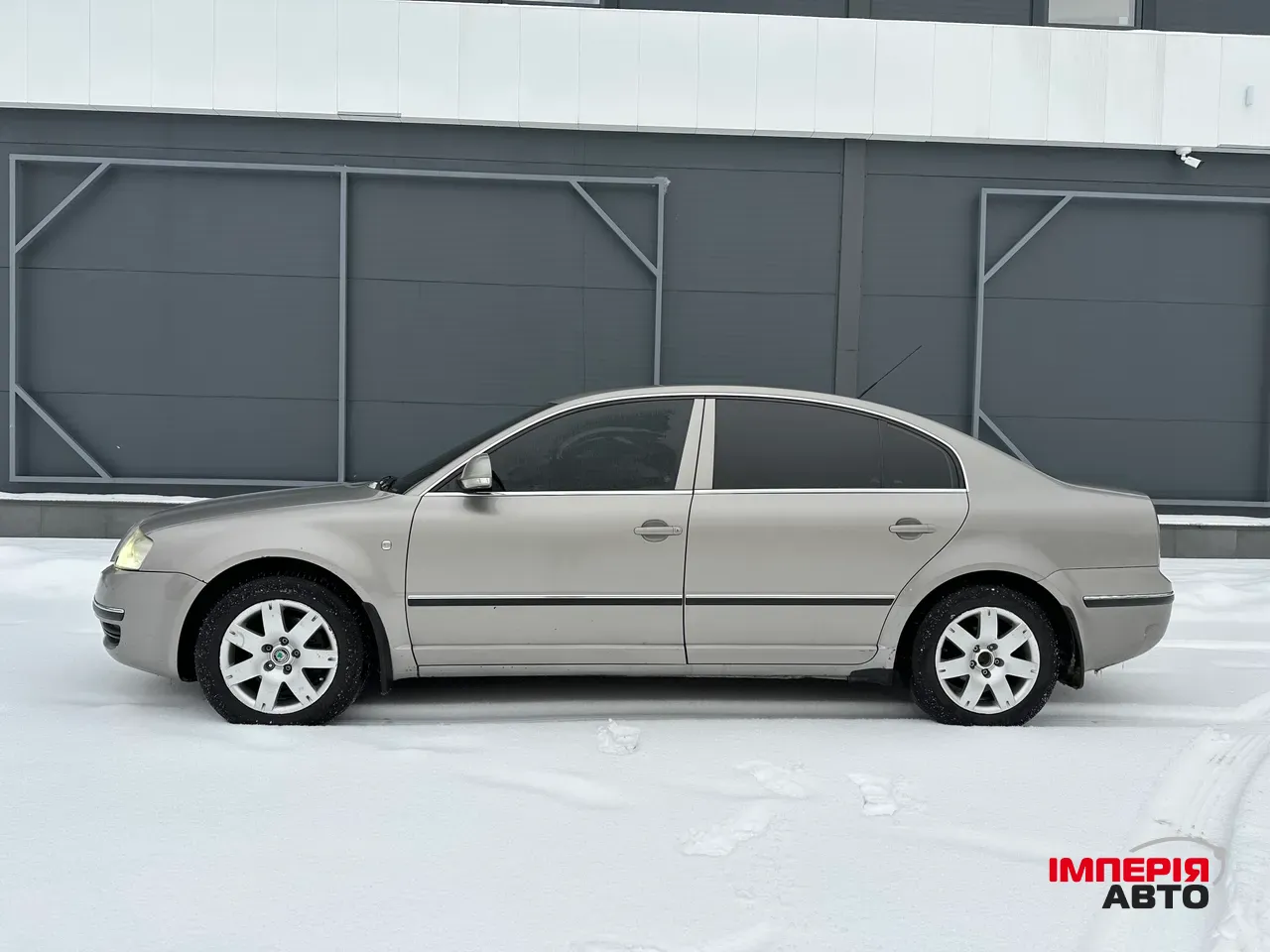 Skoda Superb - фото 6