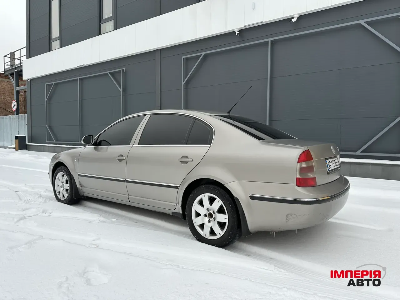 Skoda Superb - фото 4