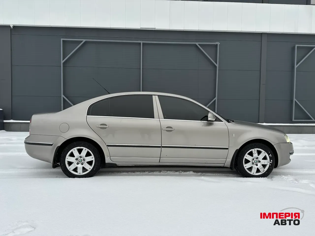 Skoda Superb - фото 5