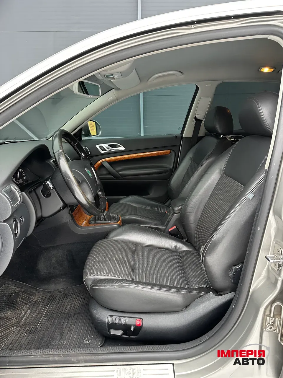 Skoda Superb - фото 13