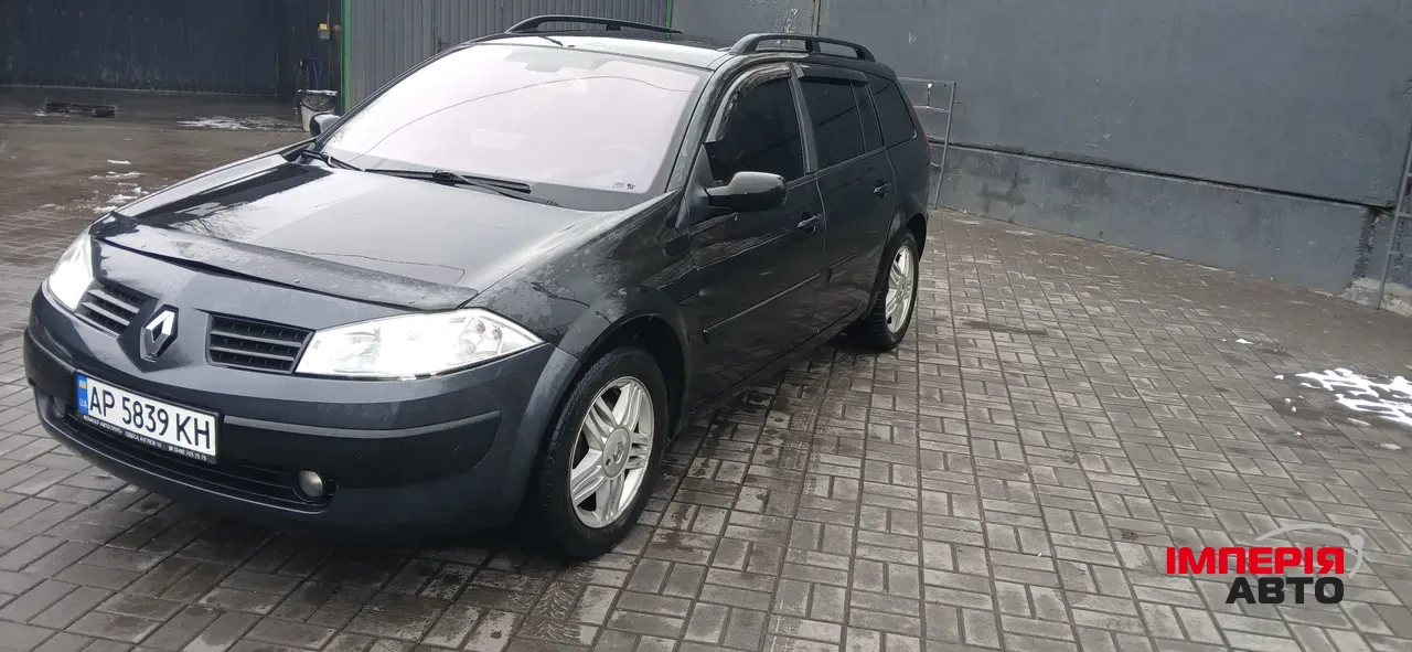 Renault Megane - фото 1