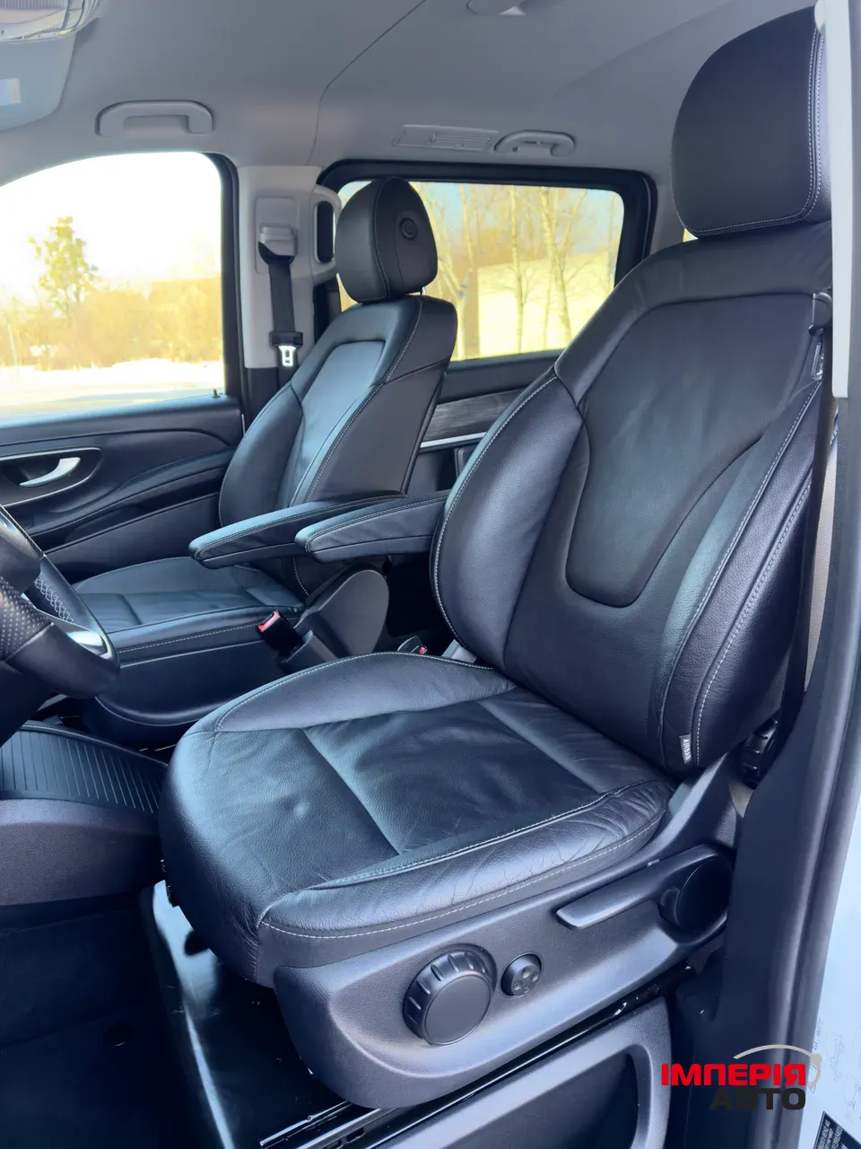 Mercedes-Benz V-Класс - фото 40