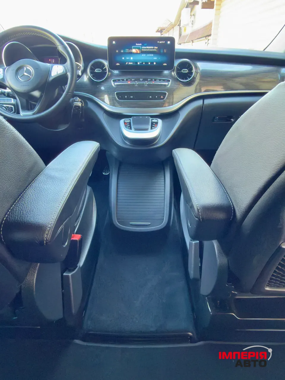 Mercedes-Benz V-Класс - фото 23