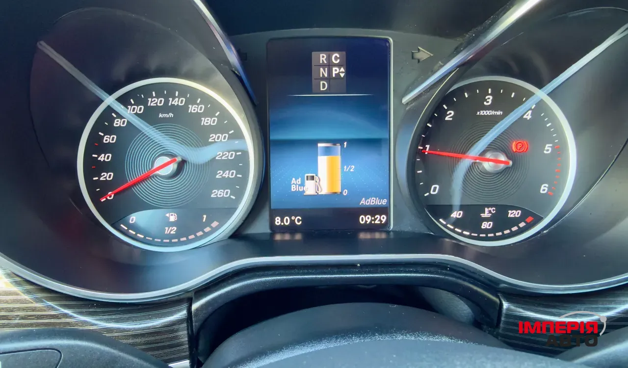 Mercedes-Benz V-Класс - фото 29