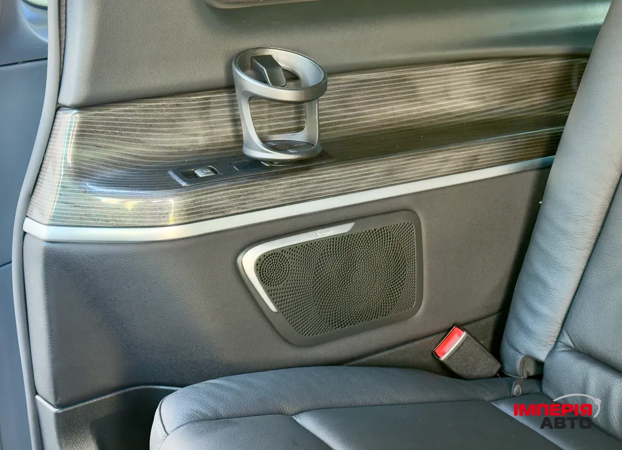 Mercedes-Benz V-Класс - фото 48