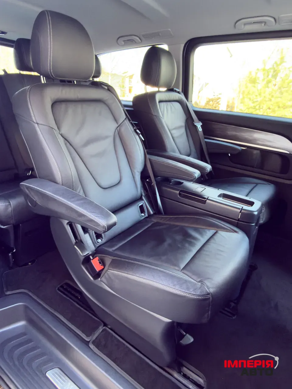 Mercedes-Benz V-Класс - фото 41