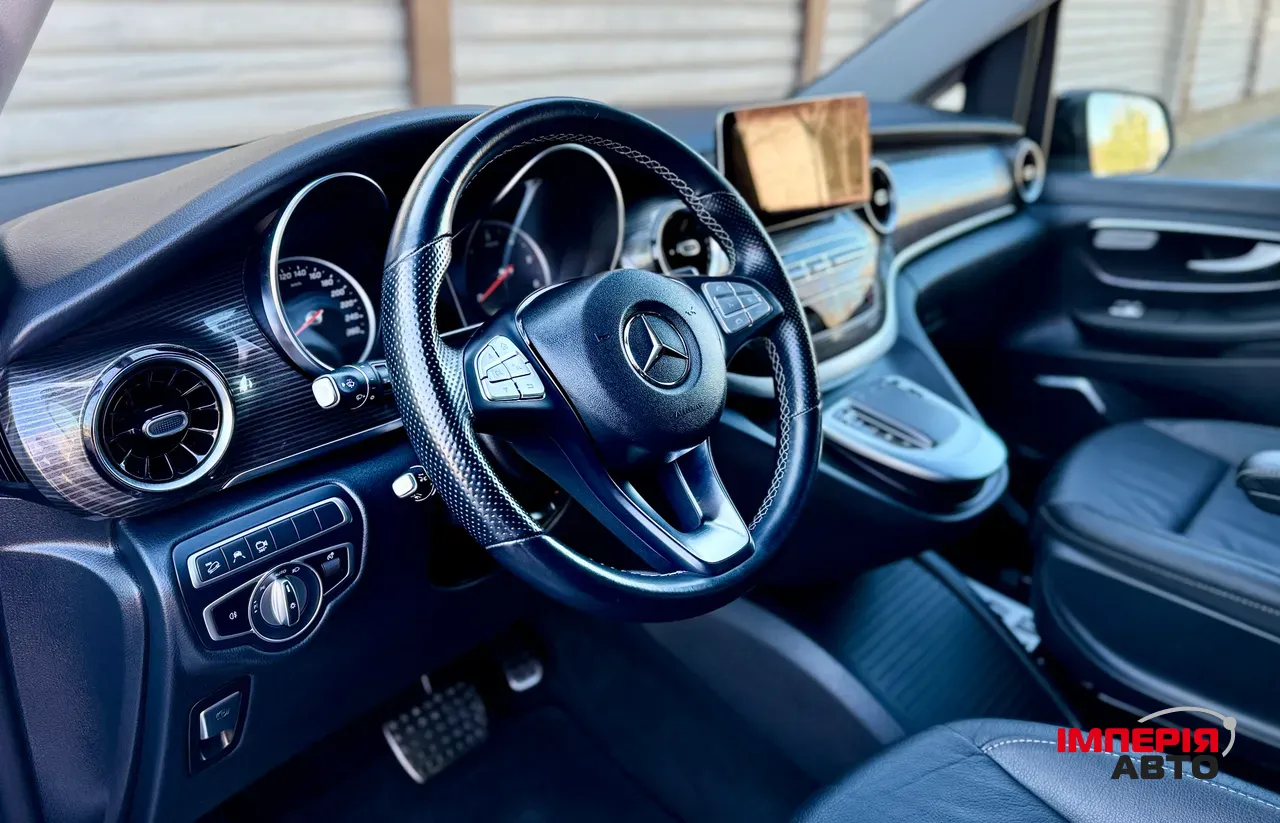 Mercedes-Benz V-Класс - фото 19