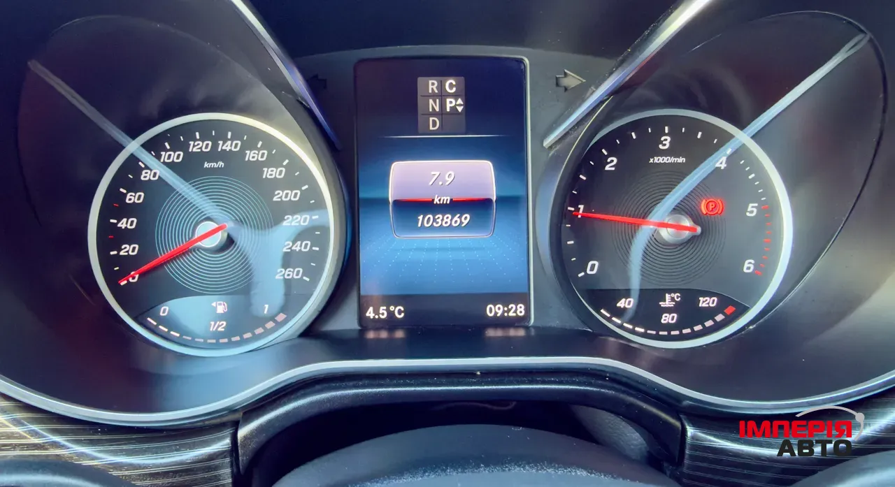 Mercedes-Benz V-Класс - фото 26