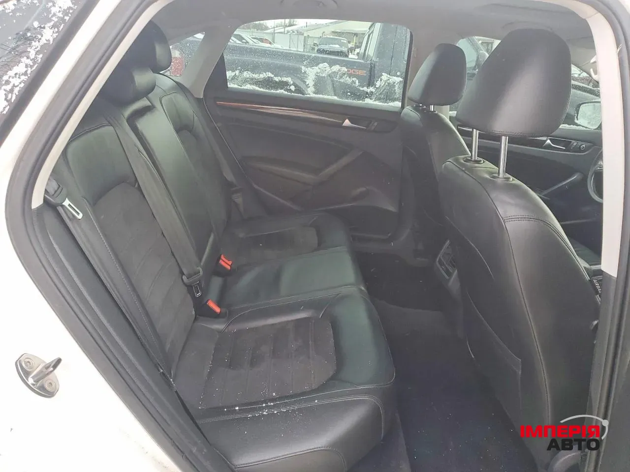 Volkswagen Passat (North America and China) - фото 10