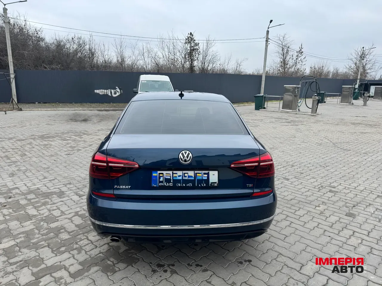 Volkswagen Passat - фото 5