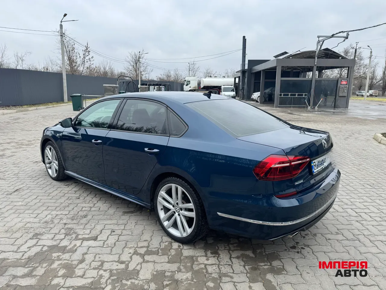 Volkswagen Passat - фото 6