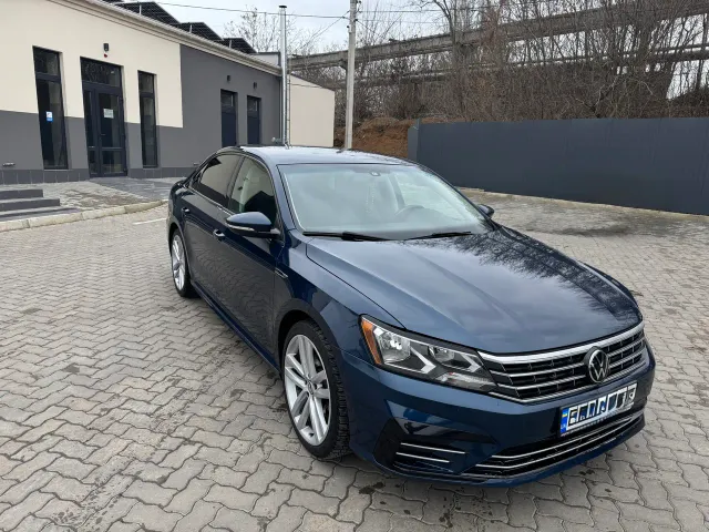 Volkswagen Passat - фото 3