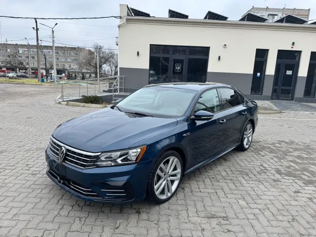 Volkswagen Passat - фото 1