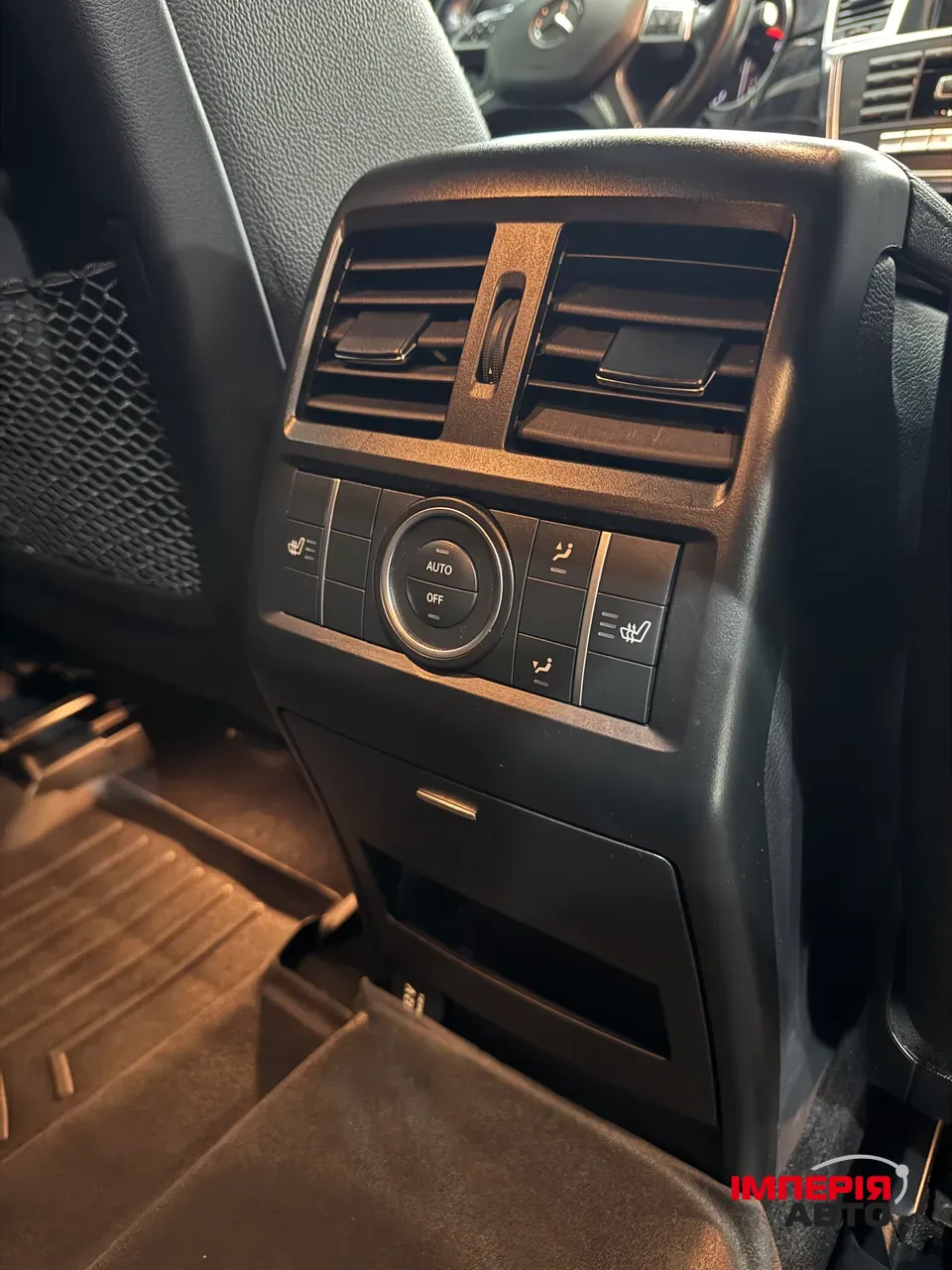 Mercedes-Benz M-Класс - фото 19