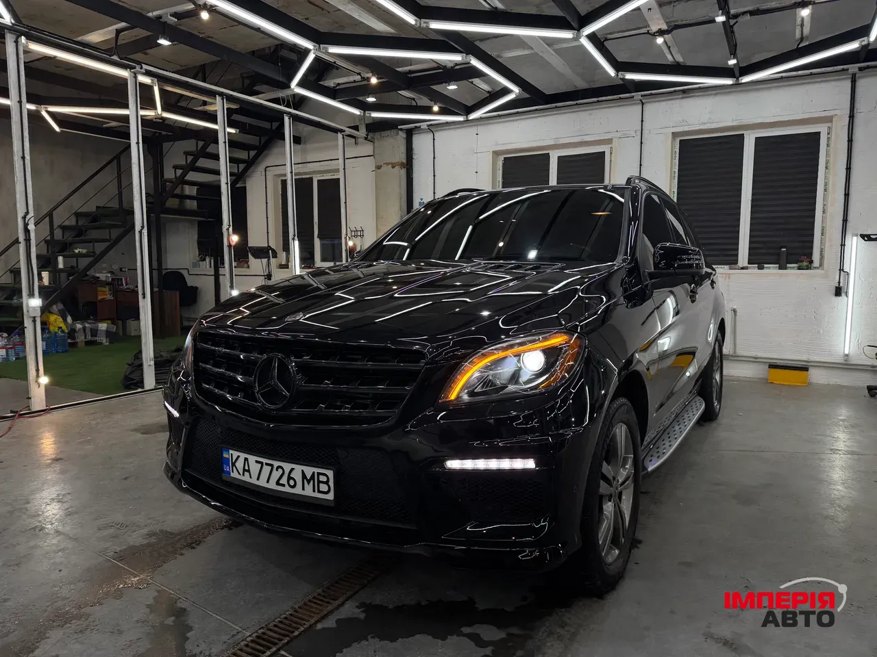 Mercedes-Benz M-Класс - фото 1