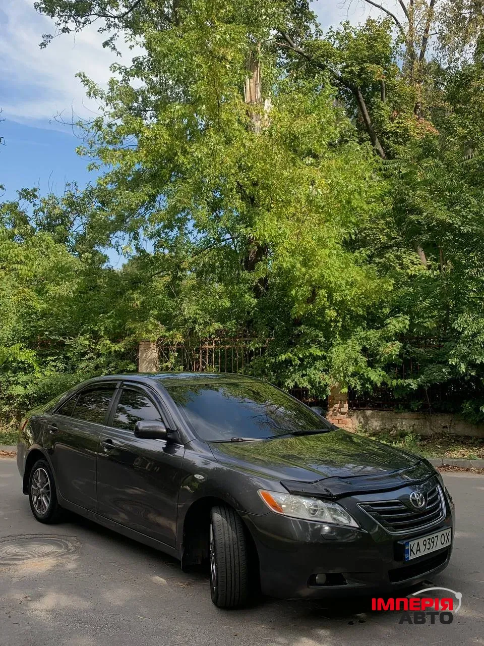 Toyota Camry - фото 3