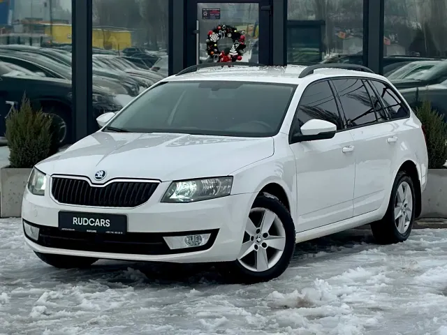 Skoda Octavia - фото 1