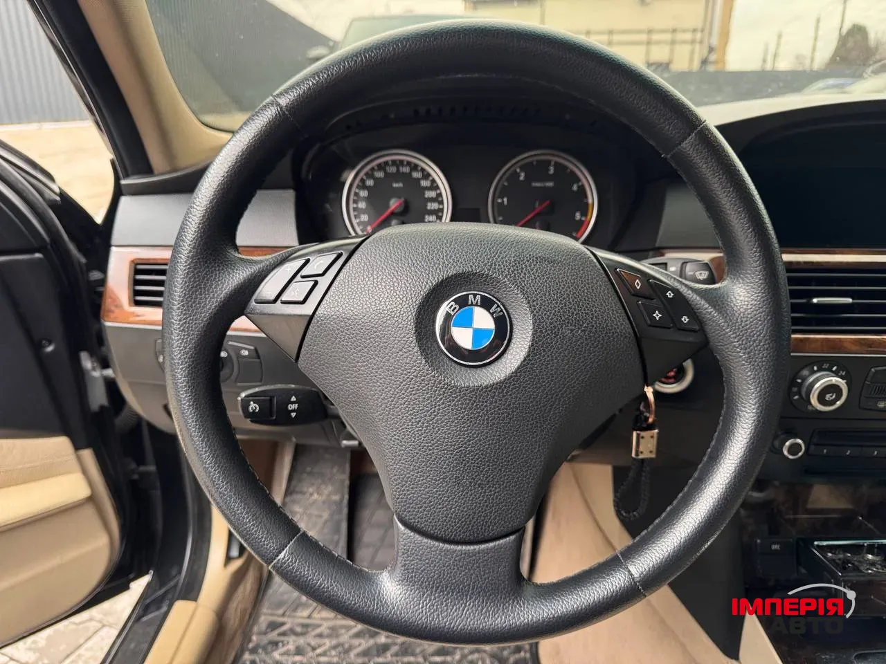 BMW 5 серії - фото 6