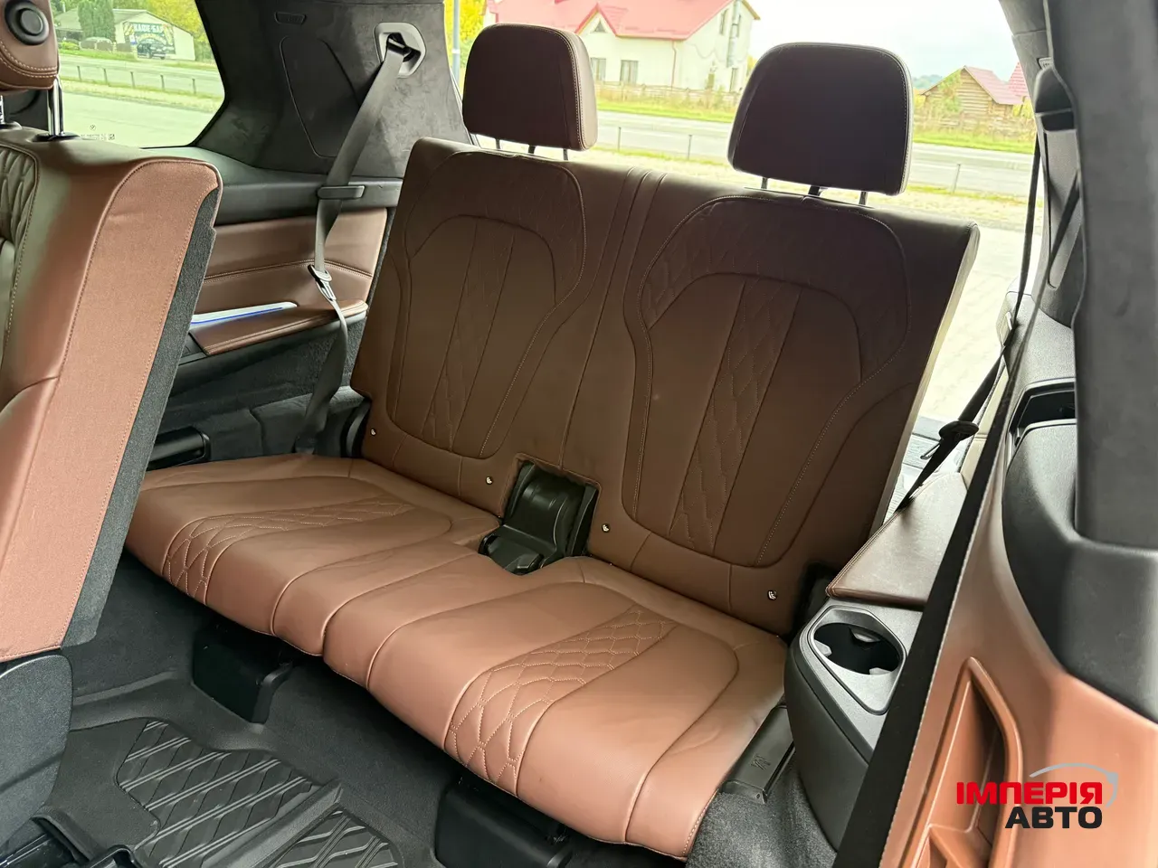 BMW X7 - фото 24