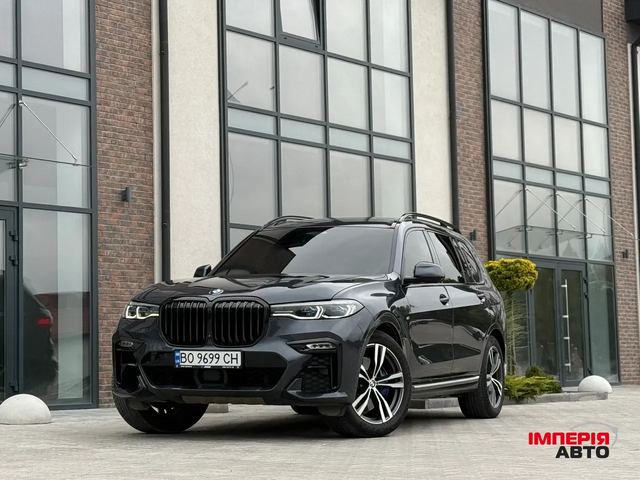 BMW X7 - фото 2