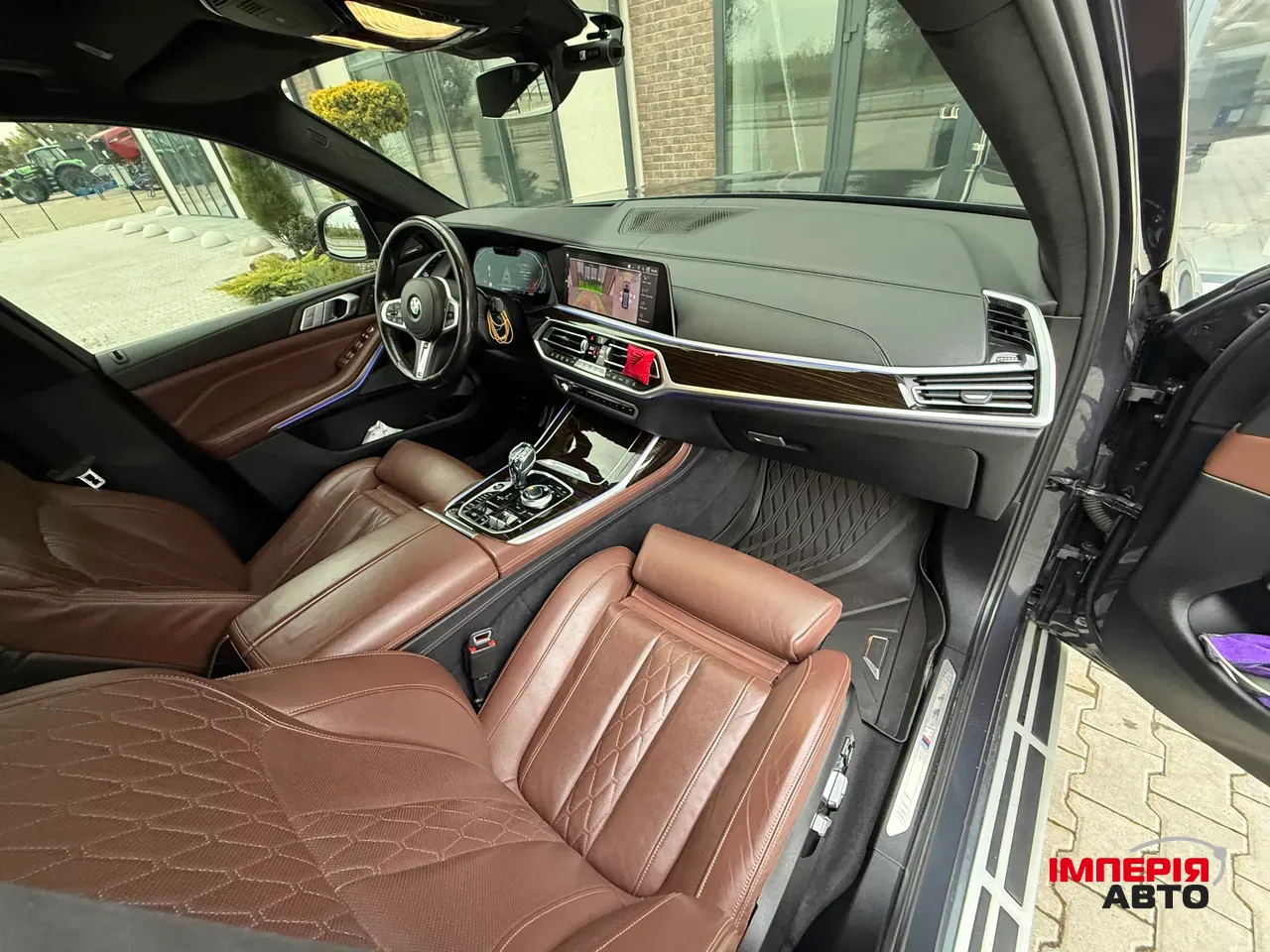 BMW X7 - фото 18