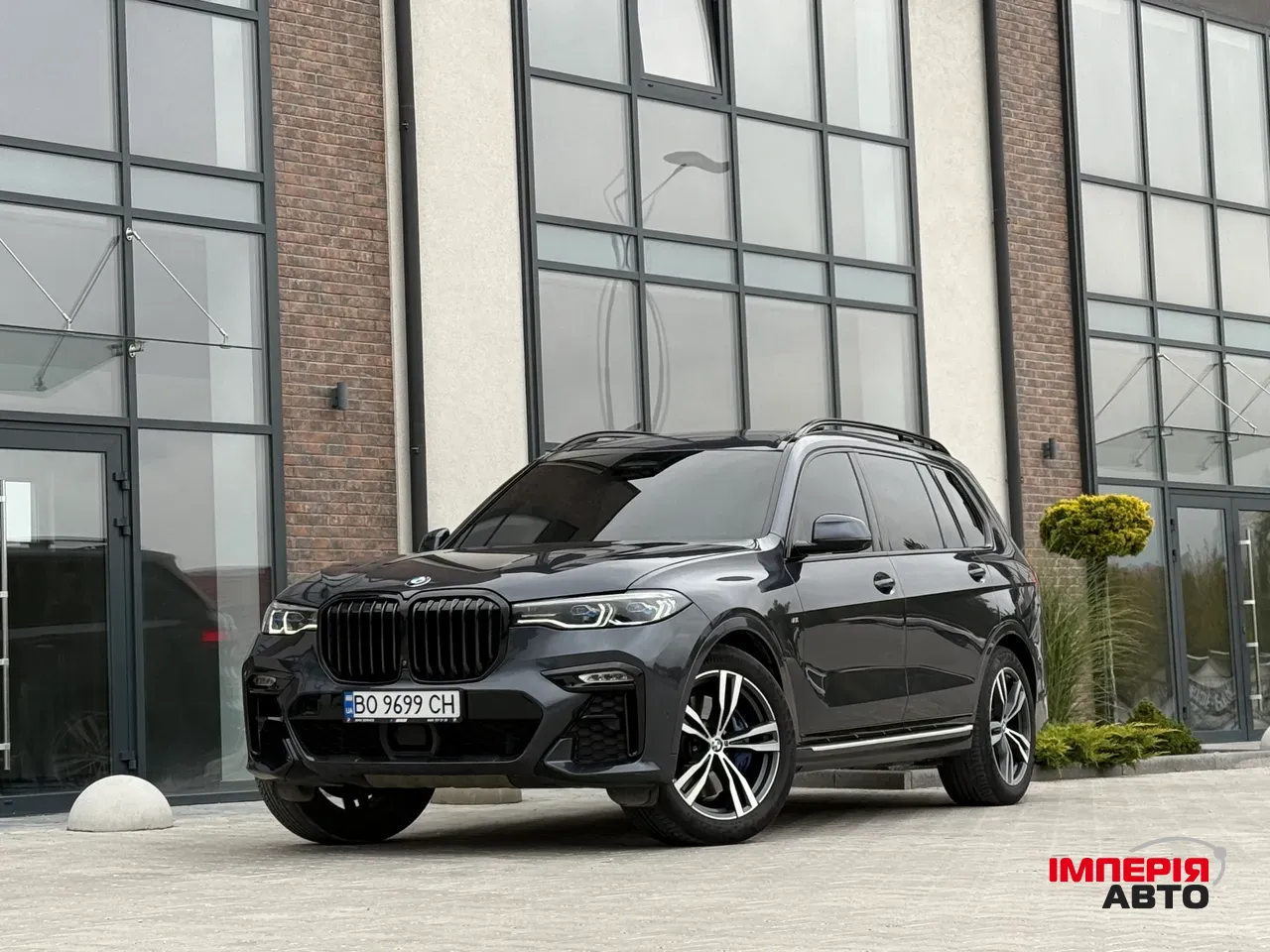 BMW X7 - фото 3