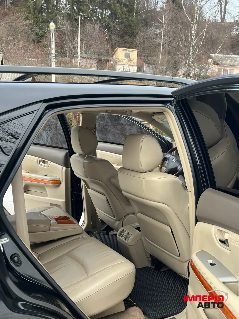 Lexus RX - фото 16