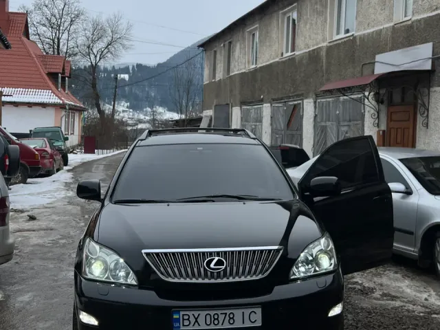 Lexus RX - фото 2