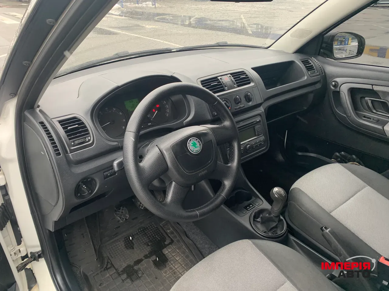 Skoda Fabia - фото 8