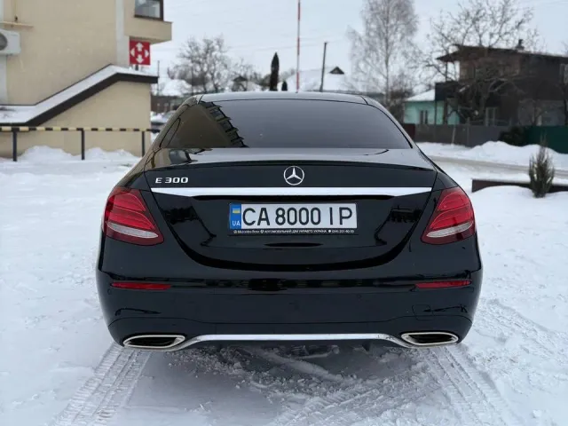 Mercedes-Benz E-Класс - фото 4