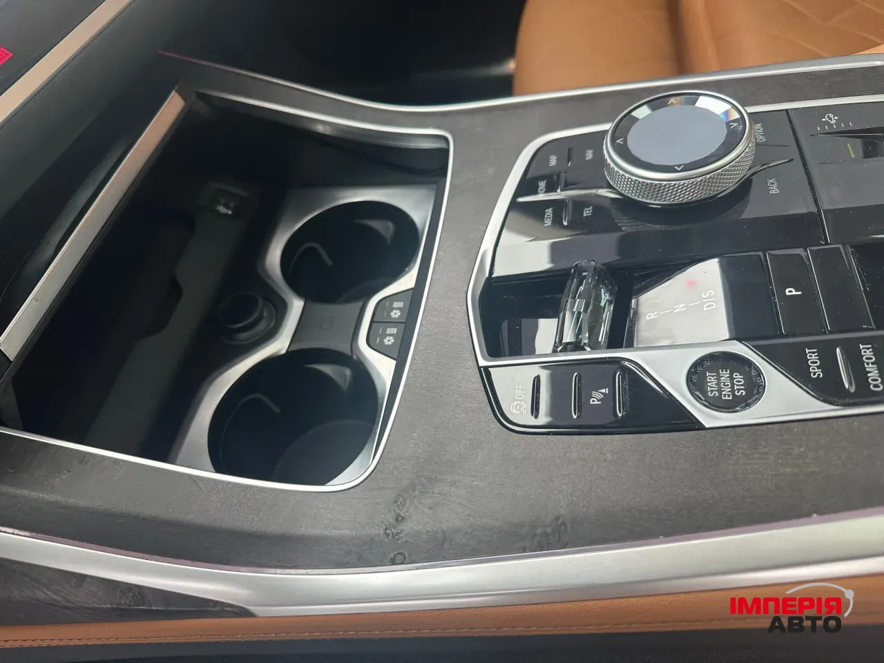 BMW X7 - фото 24