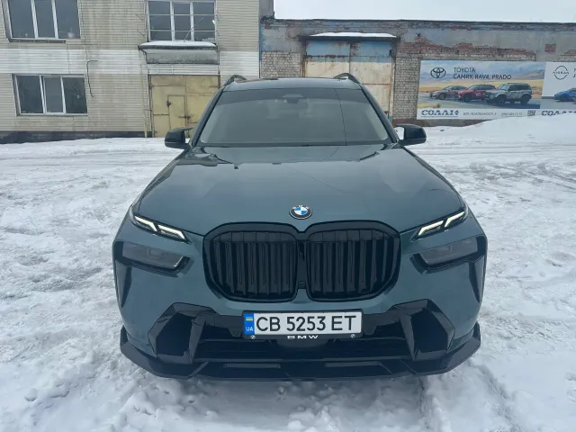 BMW X7 - фото 4