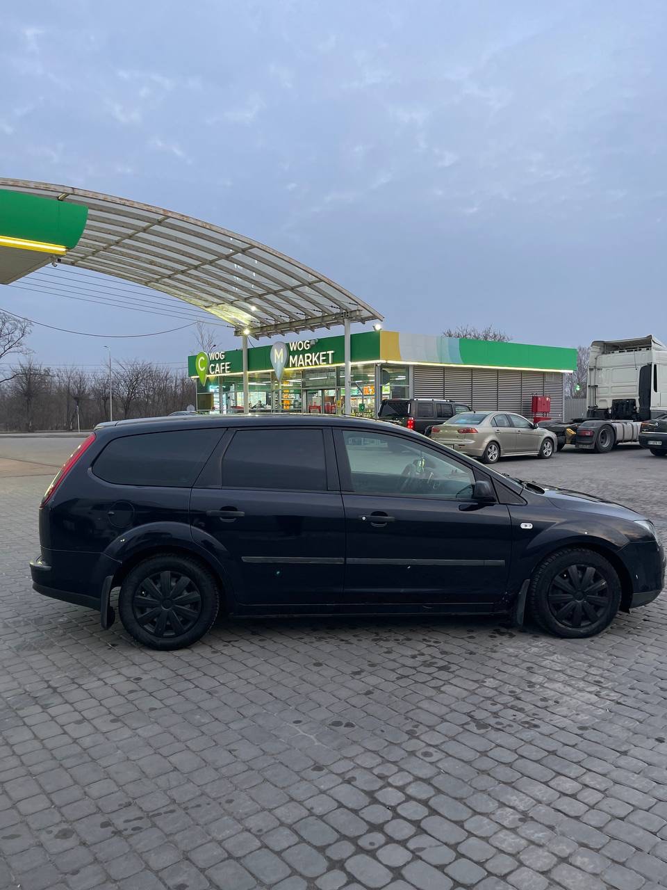 Ford Focus - фото 2