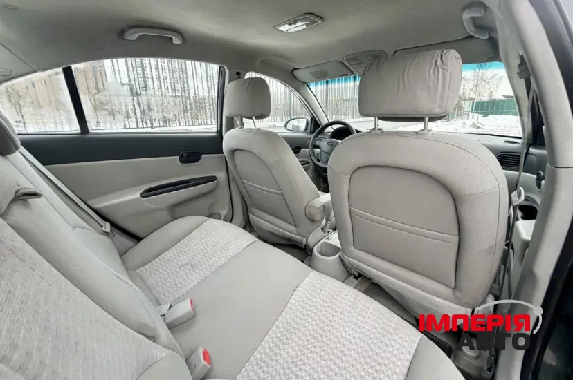 Hyundai Accent - фото 23