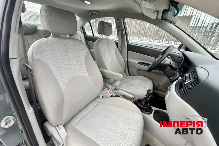 Hyundai Accent - фото 20