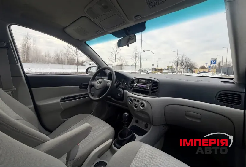 Hyundai Accent - фото 16