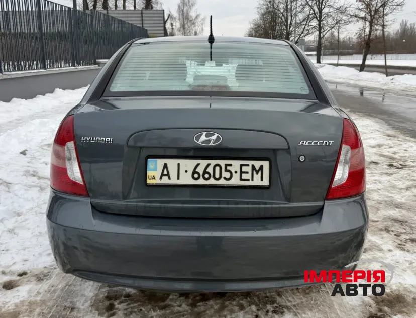Hyundai Accent - фото 5
