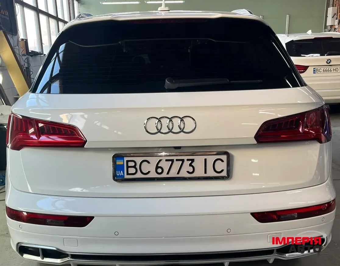 Audi SQ5 - фото 8