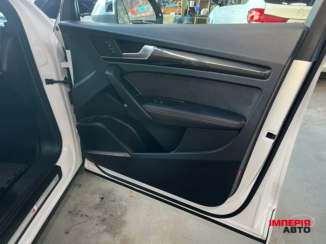 Audi SQ5 - фото 5