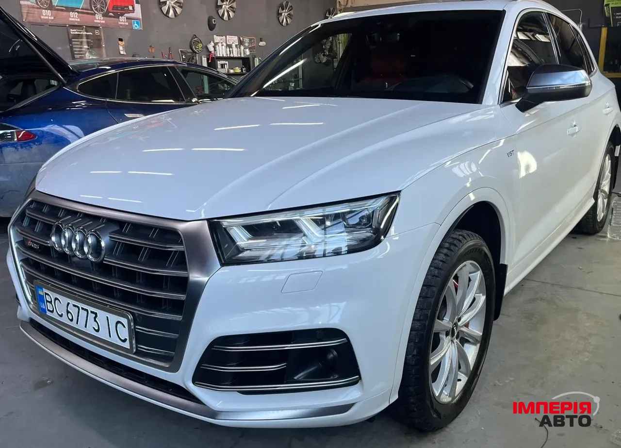 Audi SQ5 - фото 4