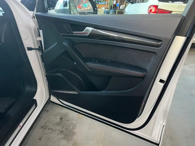 Audi SQ5 - фото 5