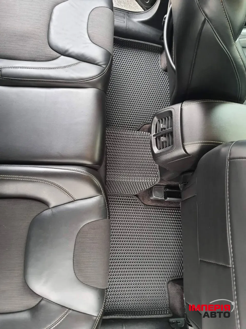 Jeep Cherokee - фото 1