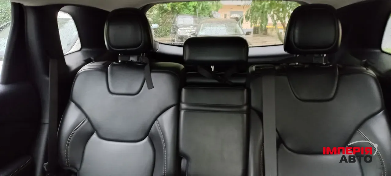 Jeep Cherokee - фото 7