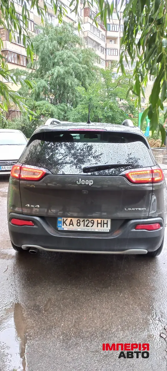 Jeep Cherokee - фото 5