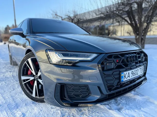 Audi S6 - фото 1