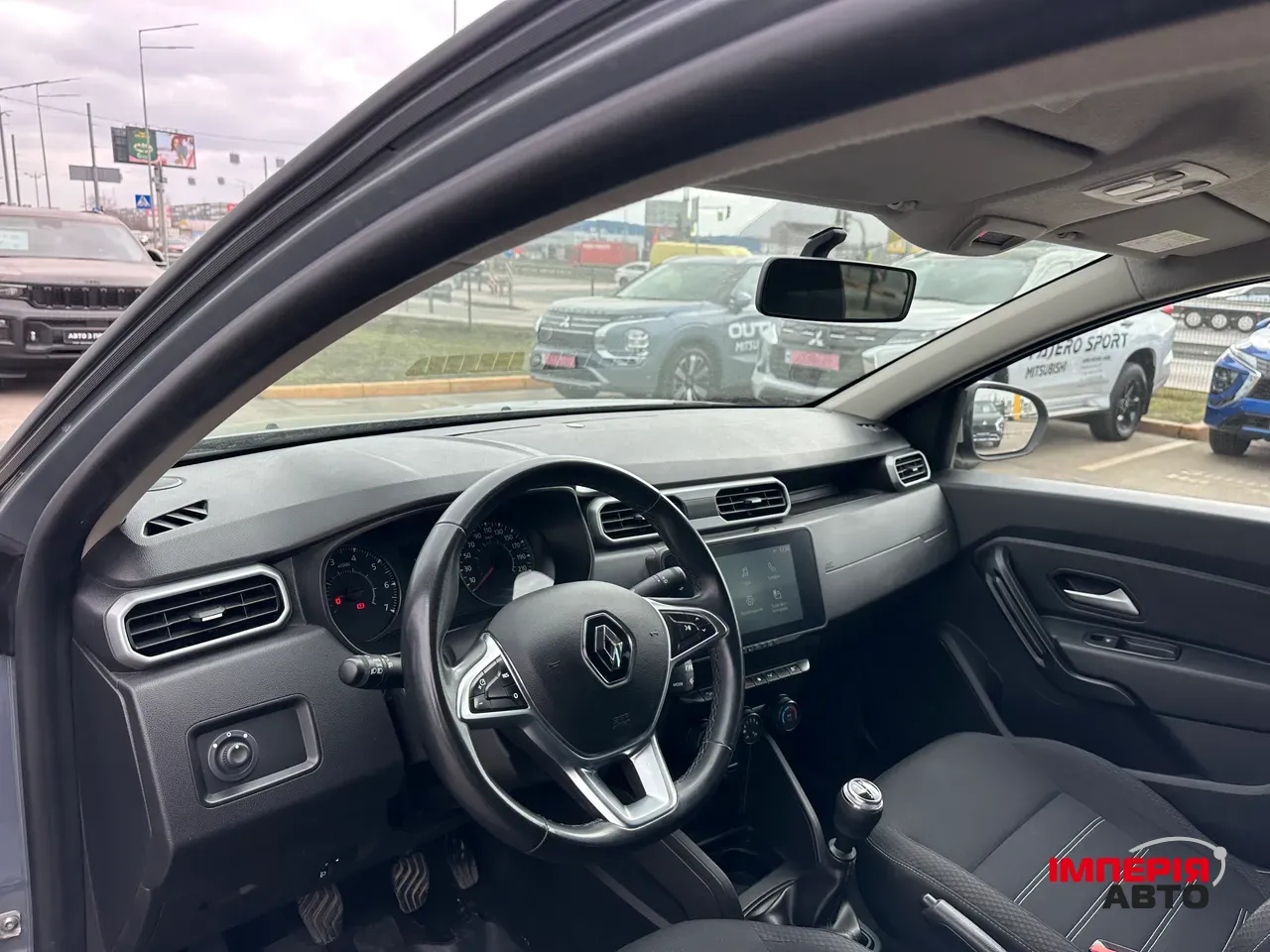 Renault Duster - фото 12