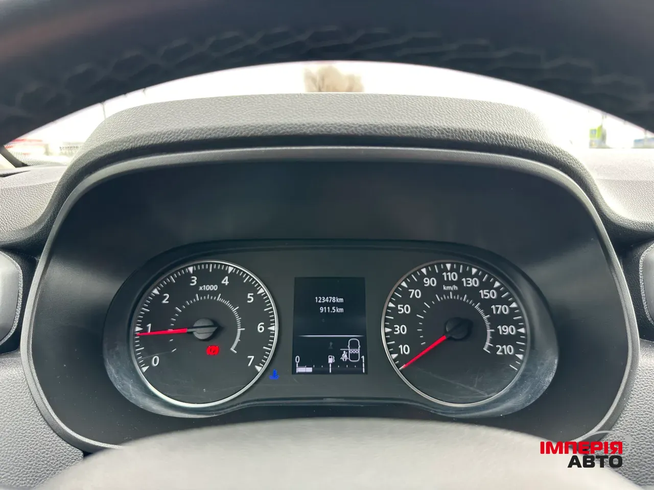 Renault Duster - фото 14