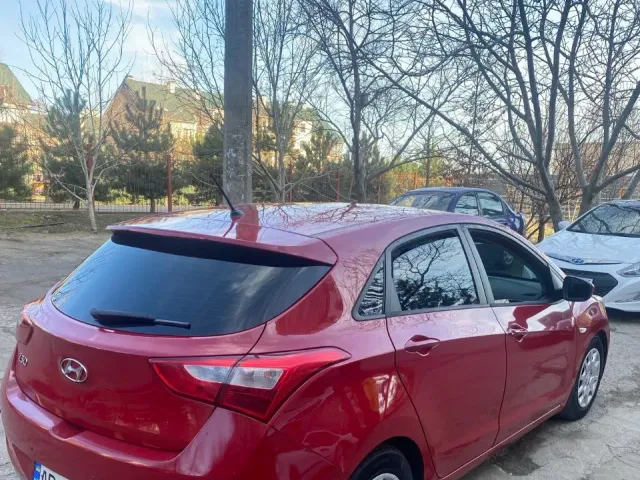 Hyundai i30 - фото 3