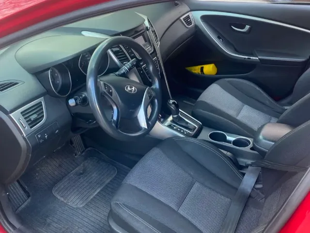 Hyundai i30 - фото 5