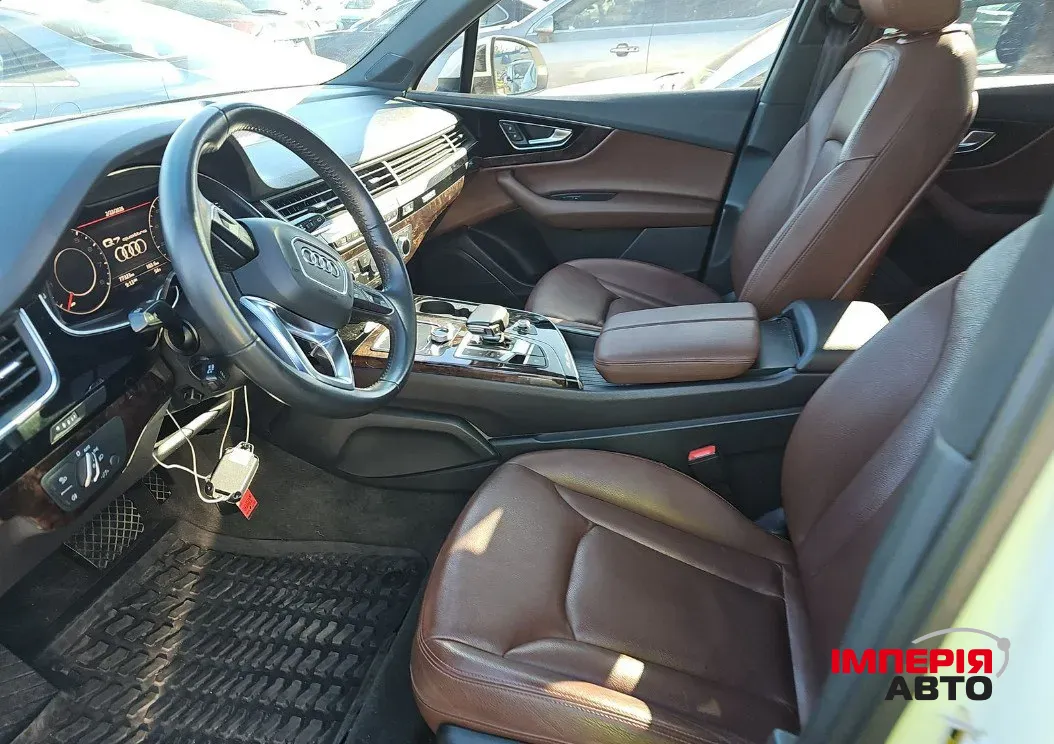 Audi Q7 - фото 6